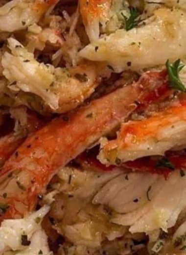 juicy baked king crab legs in garlic butter sauce a seafood delight