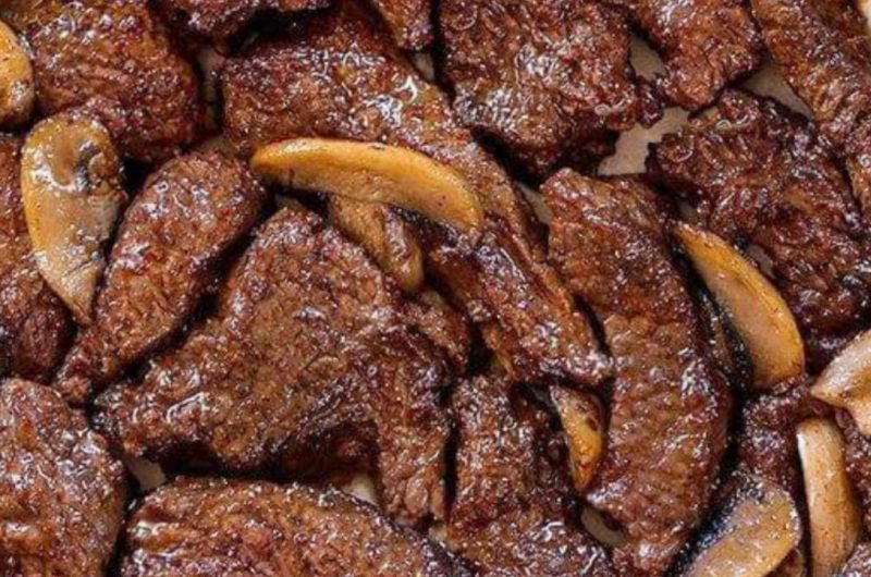 juicy cajun butter steak bites with mushrooms a quick and flavorful air fryer recipe