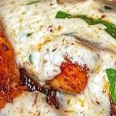 juicy grilled chicken bites with creamy garlic sauce easy flavorful and perfect for meal prep