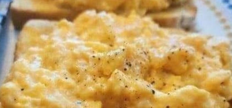 master the art of perfect scrambled eggs creamy fluffy and delicious every time