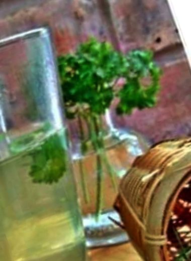 natural relief for swollen legs ankles and feet soothing parsley tea recipe