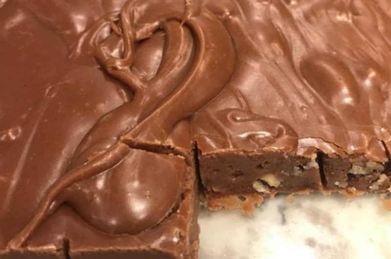 paula deens quick and easy 5 minute fudge recipe a family favorite