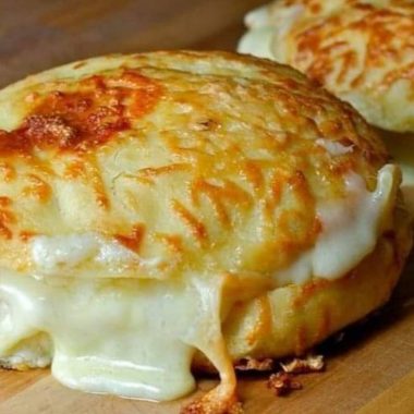 perfect crispy grilled cheese sandwich recipe easy cheesy and irresistible