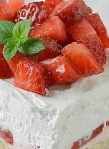 perfect strawberry shortcake recipe easy light and irresistible