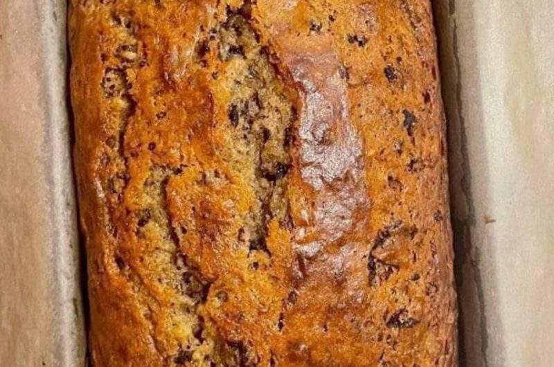 perfectly moist and delicious banana bread recipe easy to make