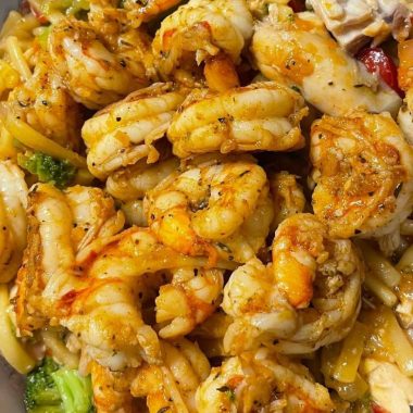 quick and easy shrimp and chicken stir fry recipe or healthy and delicious