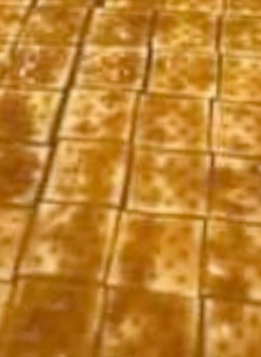saltine cracker toffee recipe easy crunchy and irresistible dessert