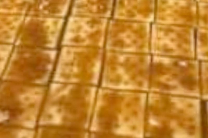 saltine cracker toffee recipe easy crunchy and irresistible dessert