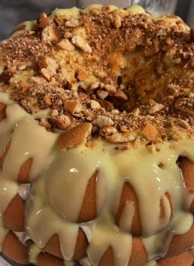 southern banana pudding pound cake with amaretto liqueur a decadent dessert fusion
