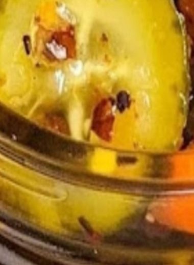 spicy garlic and dill pickles recipe crunchy flavorful and easy to make