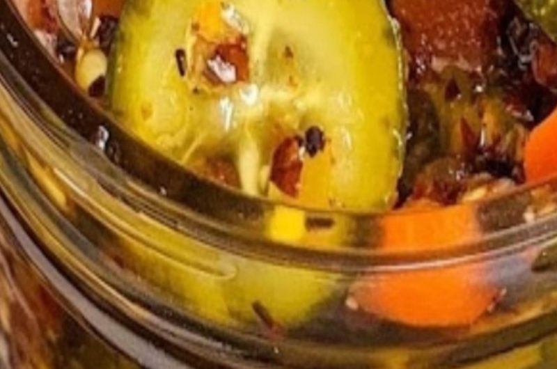 spicy garlic and dill pickles recipe crunchy flavorful and easy to make