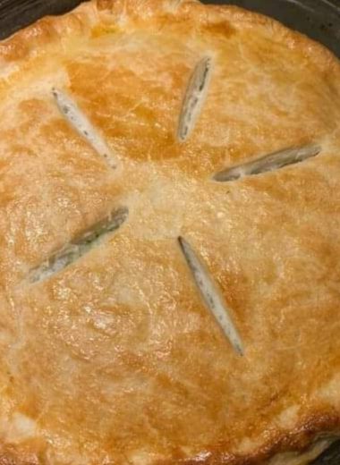 ultimate broccoli cheddar chicken pot pie recipe creamy cheesy and flaky perfection