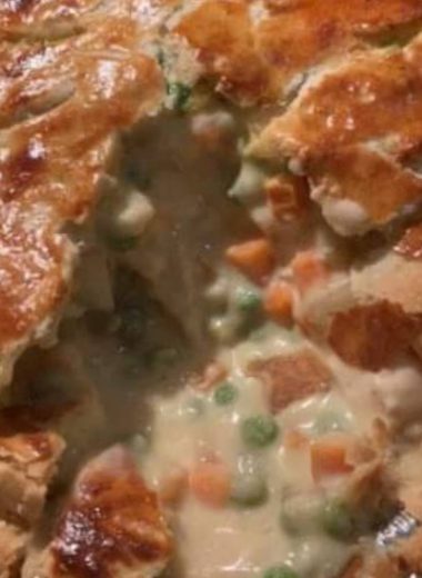 ultimate comfort food easy homemade chicken pot pie recipe
