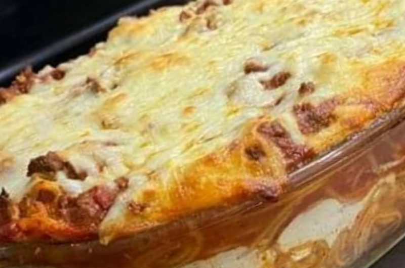 ultimate million dollar spaghetti casserole recipe easy cheesy and family approved